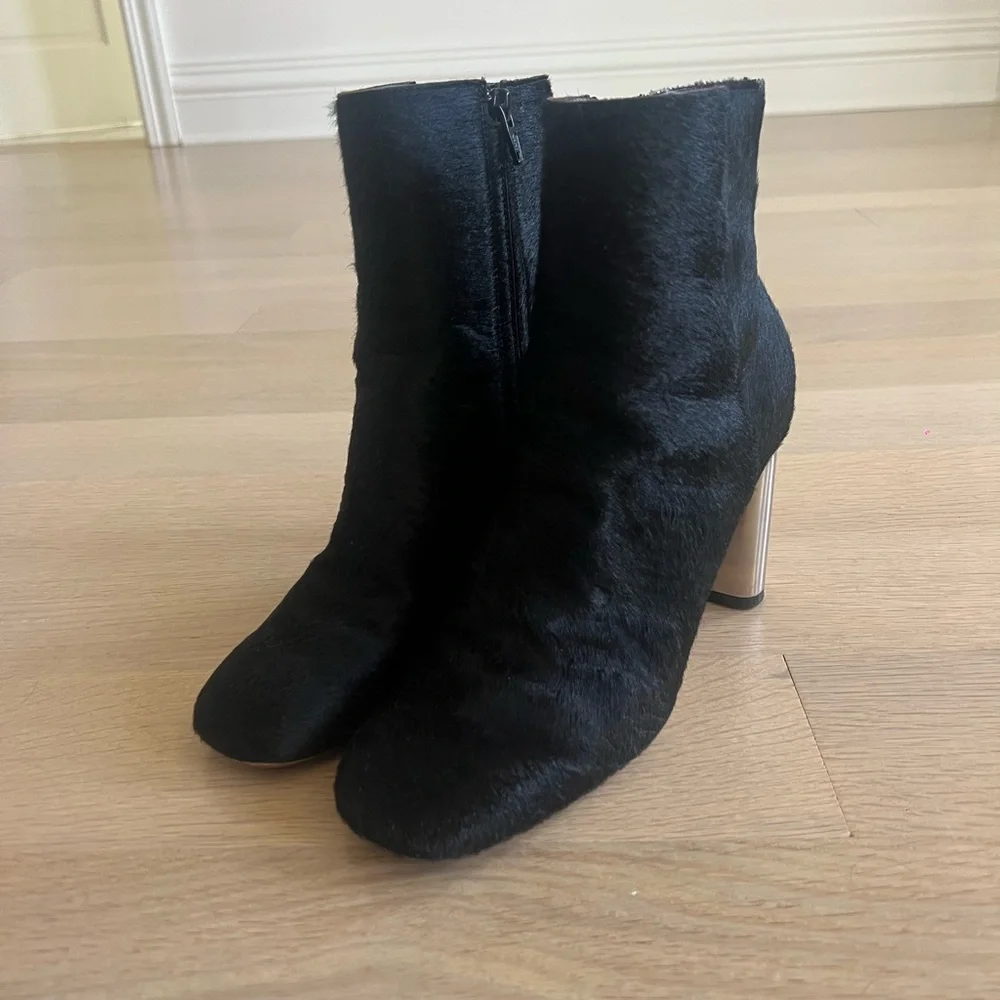 CELINE Cowhide Black Ankle Boot with silver heel 37 - Picture 3 of 9